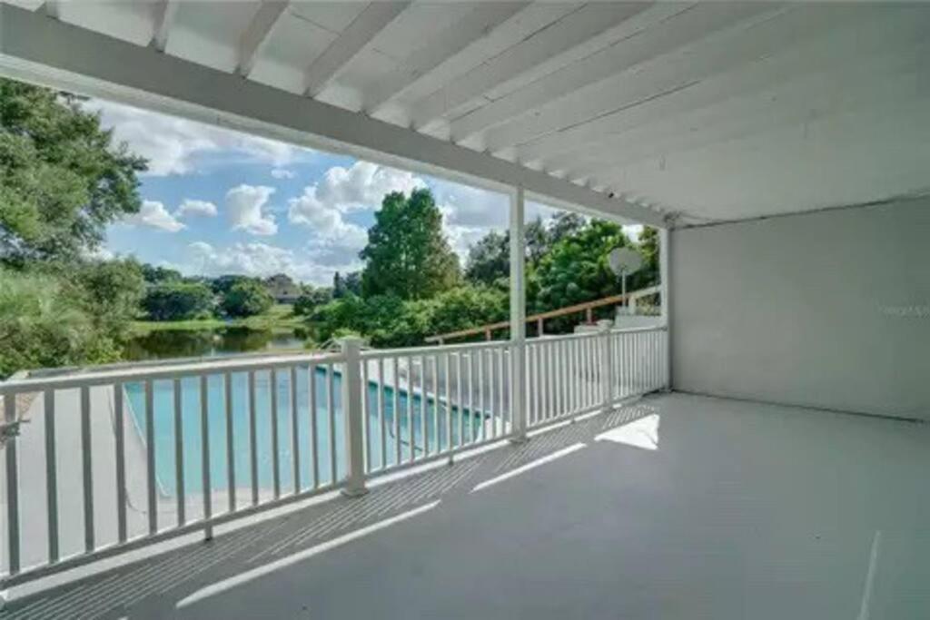 Stylish Lake Home With Huge Pool, Arcade With Ps5,And Theater Just 5 Min From Legoland Winter Haven Exterior foto